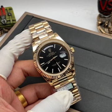 QF공장 롤렉스 데이데이트 40 블랙 와플 다이얼 옐로우 골드 금통 228238