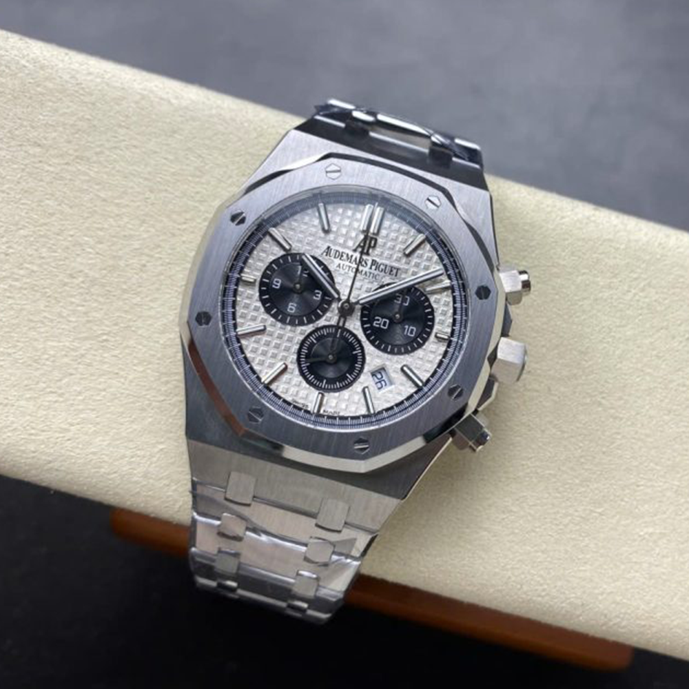 APW공장 오데마피게 로얄오크 크로노그래프 화이트 팬더 다이얼 41mm 26331