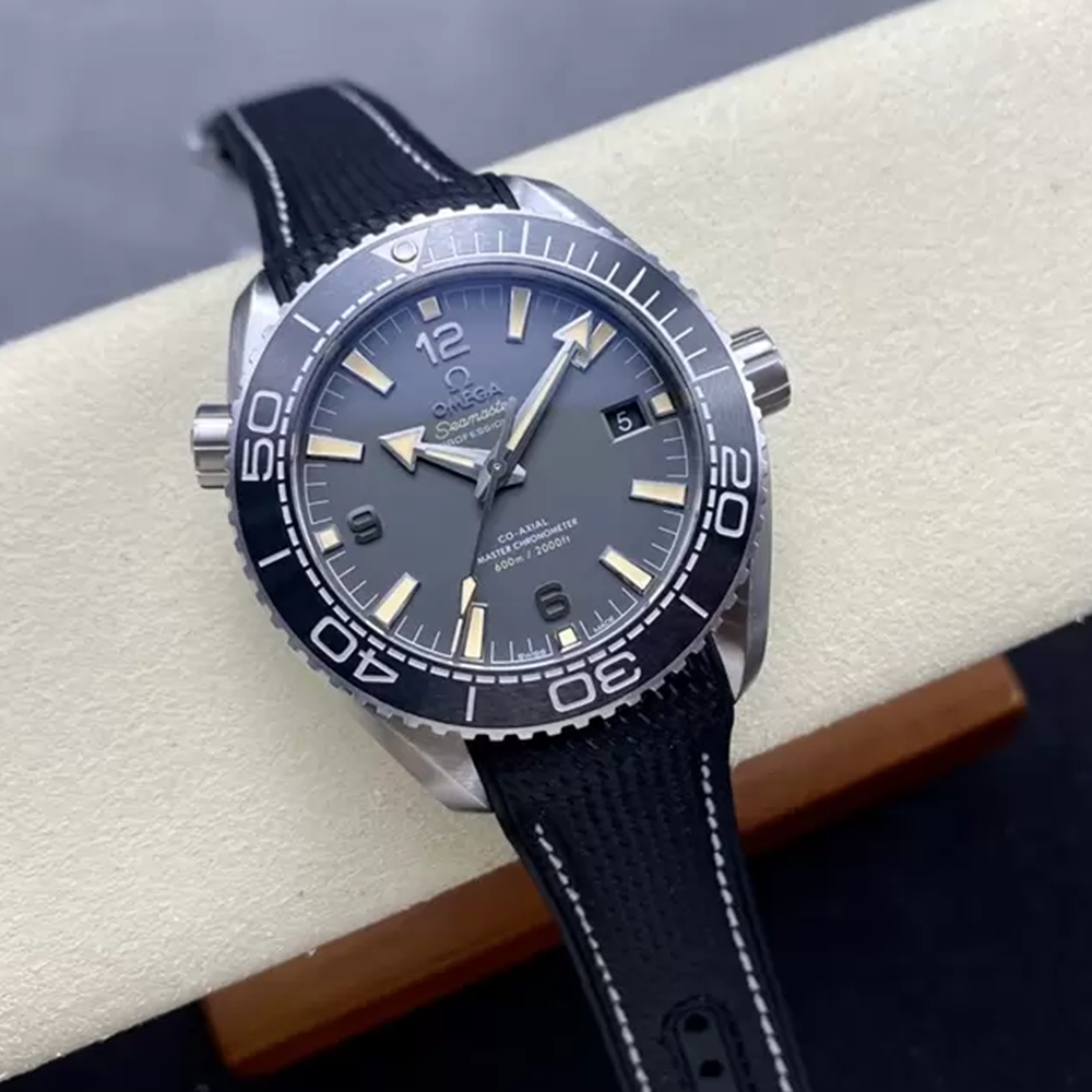 VS공장 오메가 씨마스터 플래닛 오션 600M 43.5 mm 215.32.44.21.01.002