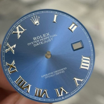 롤렉스 126300 청로만 다이얼, 핸즈, 글라스, 스무스 베젤, 데이트휠