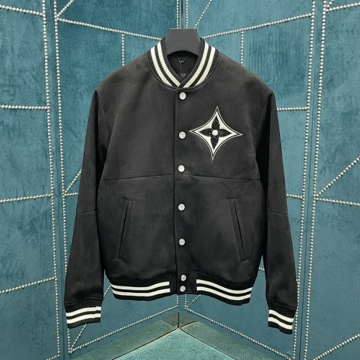 루이비통 엠벨리시드 램스킨 보머 블루종 1AFXEP