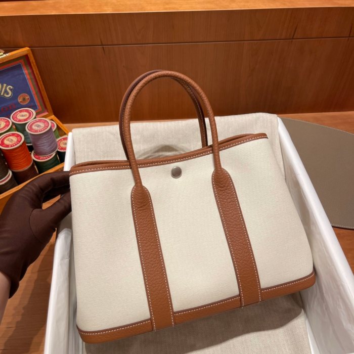 반수공 에르메스 가든파티 30 캔버스 골드 네곤다