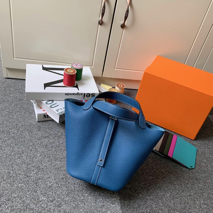 반수공 에르메스 피코탄백 18 블루 은장 끌레망스