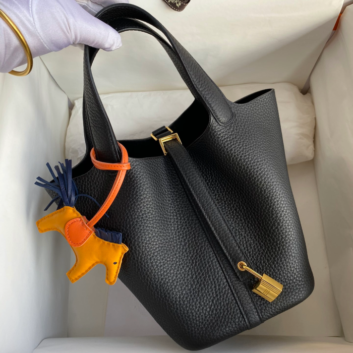 반수공 에르메스 피코탄 락 22 블랙 금장 소가죽