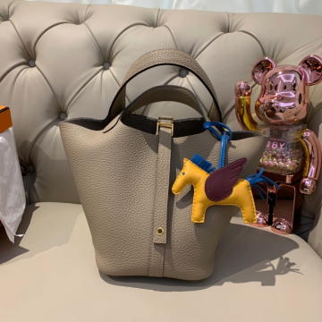 반수공 에르메스 피코탄백 18 에토프 금장 끌레망스