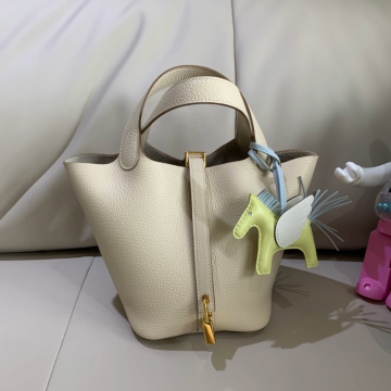 반수공 에르메스 피코탄 락 18 나타 화이트 금장 끌레망스