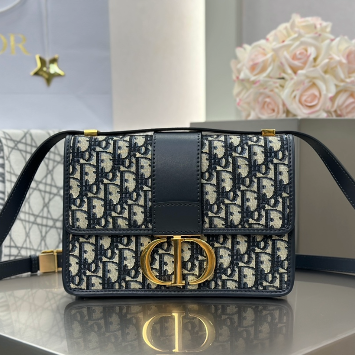 디올 30 몽테인 체인백 블루 디올 오블리크 자카드 미디엄