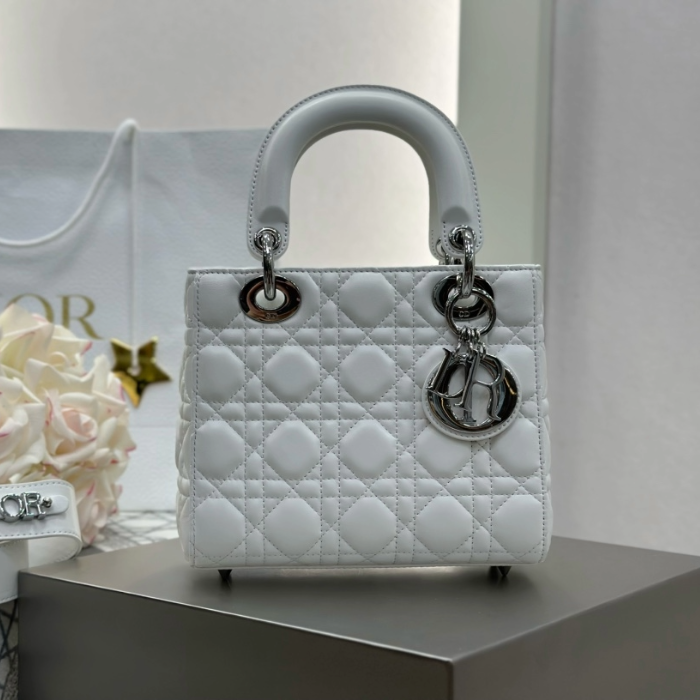 디올 레이디 디올 스몰 백 화이트