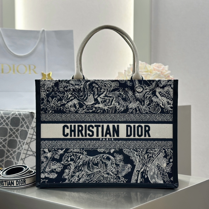 디올 미디엄 북 토트백 트왈 드 주이 리버스 자수