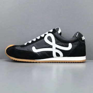 로에베 나일론 앤 스웨이드 플로우 러너 블랙 화이트