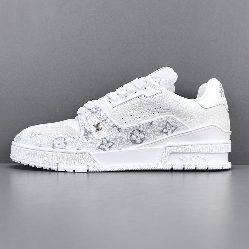 루이비통 LV 트레이너 스니커즈 화이트