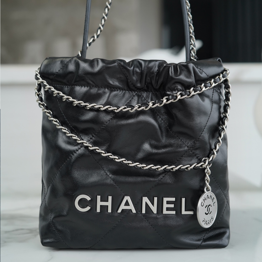 팬더샵 샤넬 23SS 22백 미니 블랙 실버