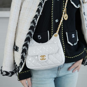 팬더샵 샤넬 포켓 체인 호보백 스몰 유광 화이트