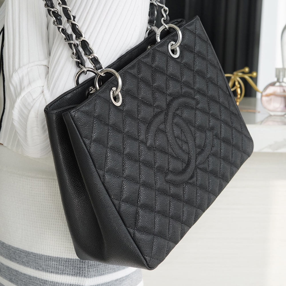 팬더샵 샤넬 캐비어 그랜드샤핑 은장 숄더백