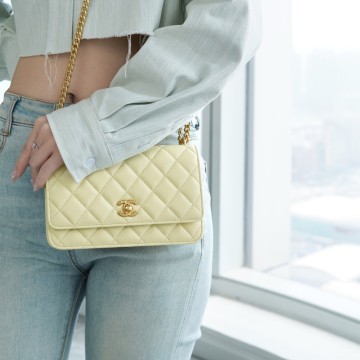 팬더샵 샤넬 카멜리아 WOC 백 라이트 옐로우