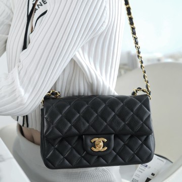 팬더샵 샤넬 클래식 플랩백 블랙 미니 금장