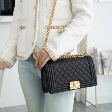 팬더샵 샤넬 보이 플랩 백 블랙 미디움 금장
