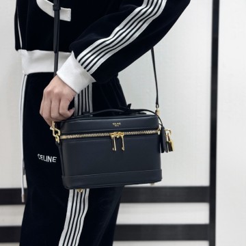 셀린느 탑 핸들 스몰 세면도구 케이스 블랙