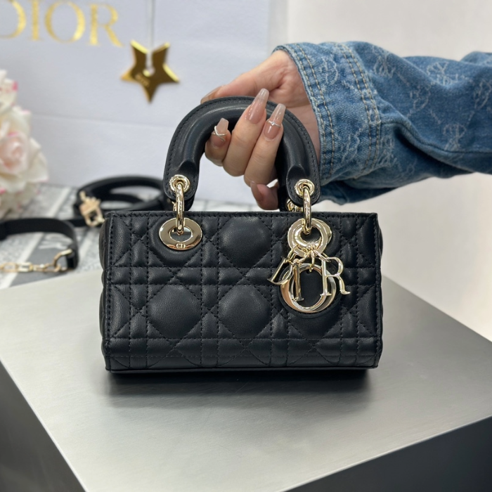 디올 마이크로 레이디 디조이 백 블랙