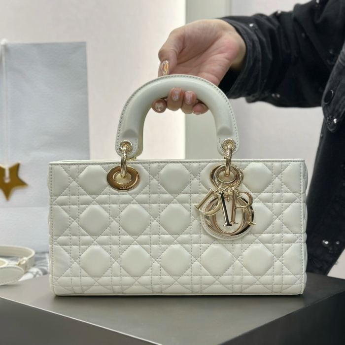 디올 미디엄 레이디 디조이 백 라떼