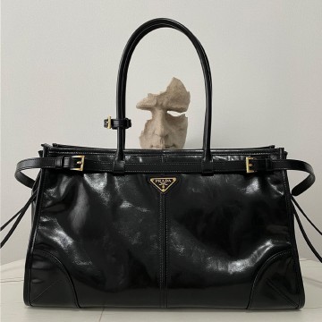 프라다 라지 가죽 핸드백 블랙 1BA433