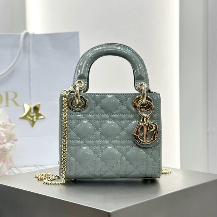 디올 미니 레이디백 페이턴트 까나쥬 그레이