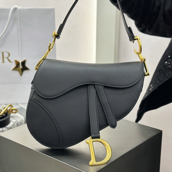 디올 미디엄 새들 스트랩 백 블랙