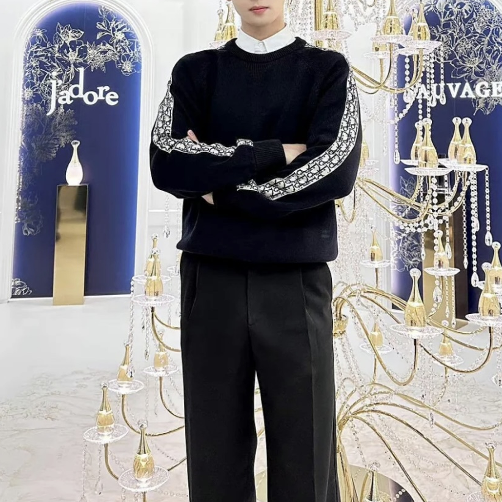 크리스찬 디올 오블리크 인서트 니트 네이비