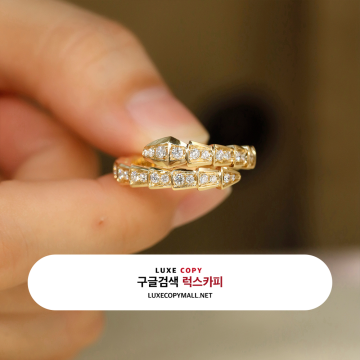 불가리 세르펜티 바이퍼 링 18K 옐로우 골드 파베 세팅