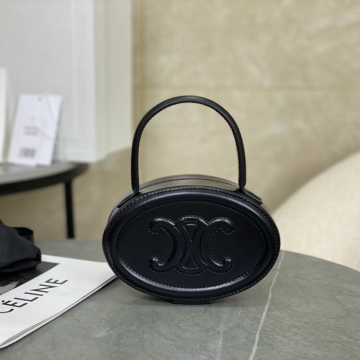 셀린느 트리오페 오벌 펄스 핸드백 블랙 198613