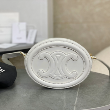 셀린느 트리오페 오벌 펄스 미니 크로스백 화이트 101703