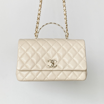 샤넬 25SS 클래식 탑 핸들 플랩백 메탈 베이지