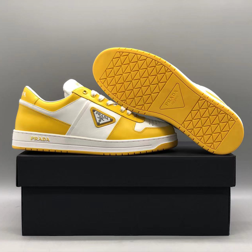 프라다 다운타운 레더 스니커즈 화이트 옐로우