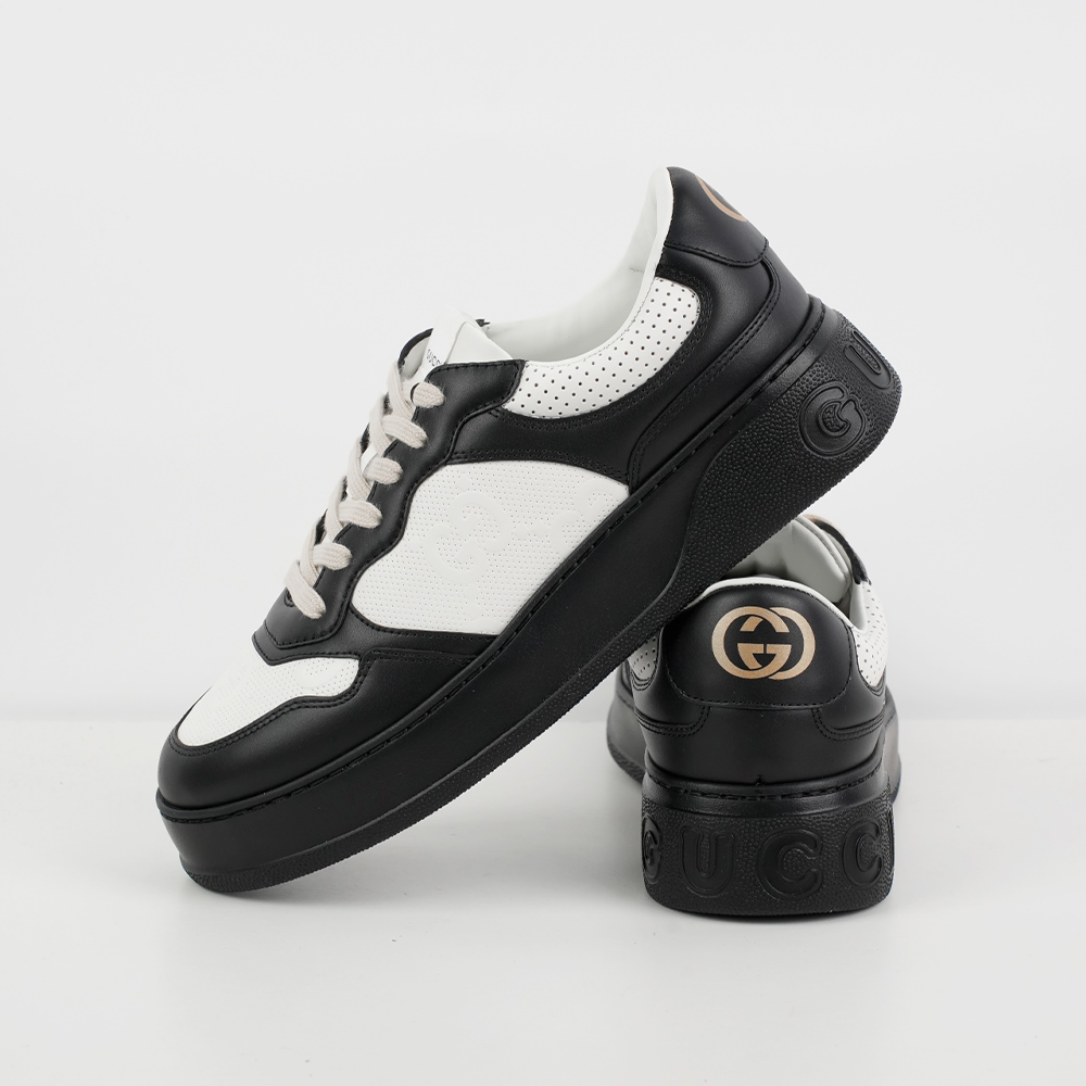 구찌 GG 로우탑 스니커즈 블랙 화이트