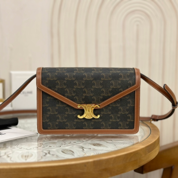 셀린느 엔벨로프 트리오페 캔버스 숄더백 113322