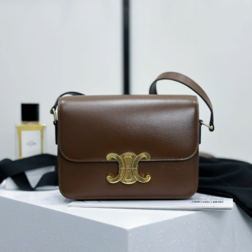 셀린느 트리옹프 클래식 샤이니 숄더백 스몰 브라운 188423