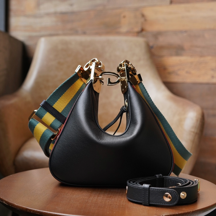 구찌 아따슈 숄더백 블랙