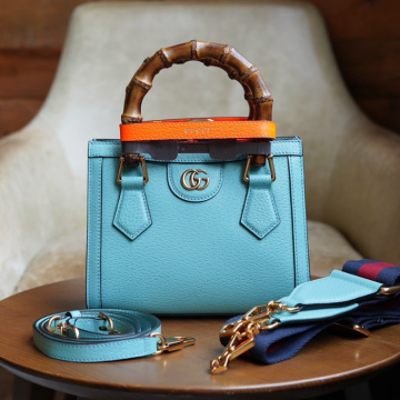 구찌 다이애나 미니 토트백 라이트 블루