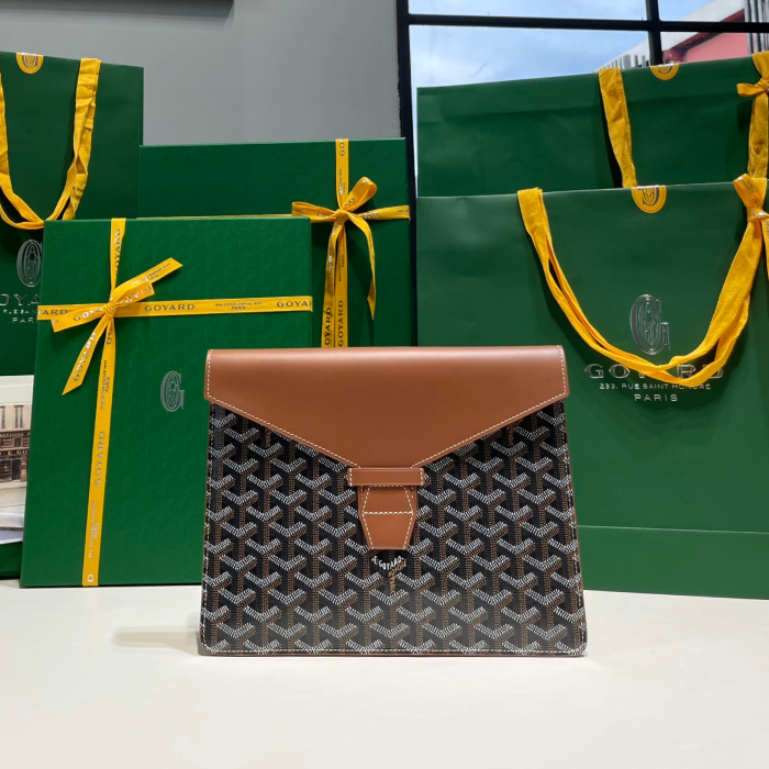 고야드 카몬도 플랩 클러치 블랙텐