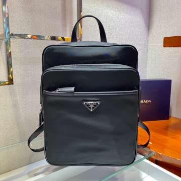 프라다 레더 백팩