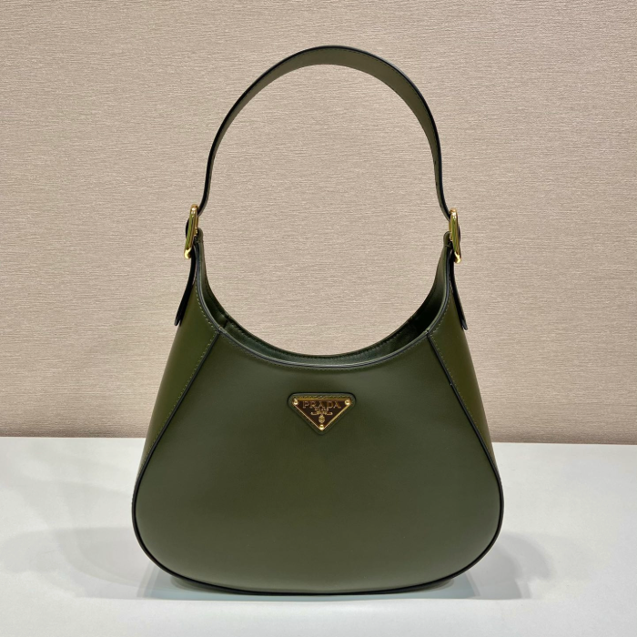 프라다 삼각로고 레더 클리오백 밀리터리그린