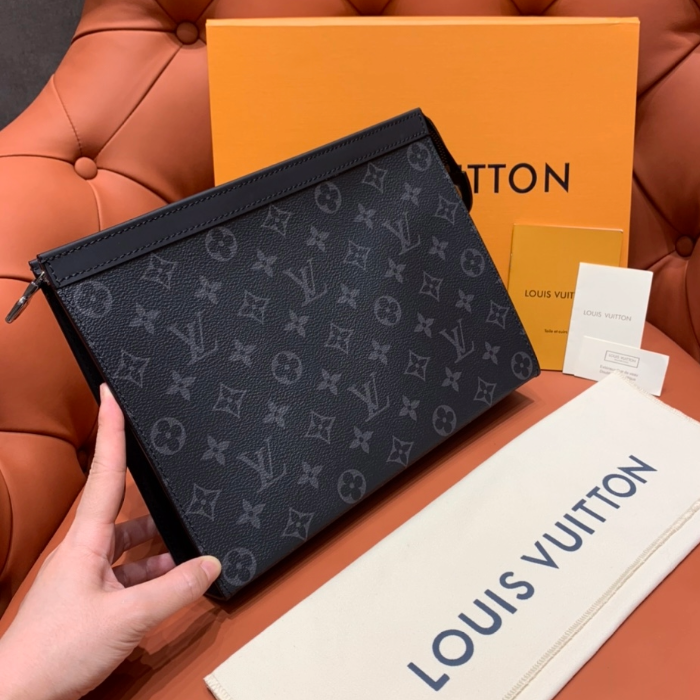 루이비통 포쉐트 보야주 MM 클러치