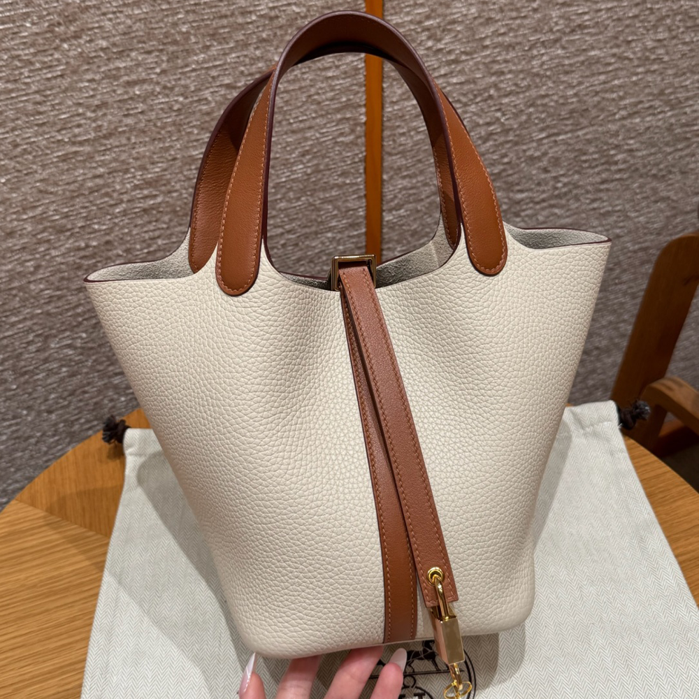 올수공 에르메스 피코탄 18 10/Craie & 37/gold 클레망스 골드 하드웨어