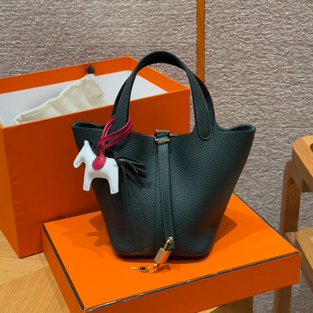 올수공 에르메스 피코탄 18 67/Vert fonce 클레망스 골드 하드웨어