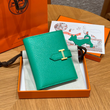 올수공 에르메스 베안 반지갑 vert comics 체브르 골드 하드웨어