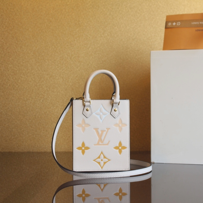 루이비통백 토트 쁘띠삭플라 모노그램 앙프렝뜨 크림