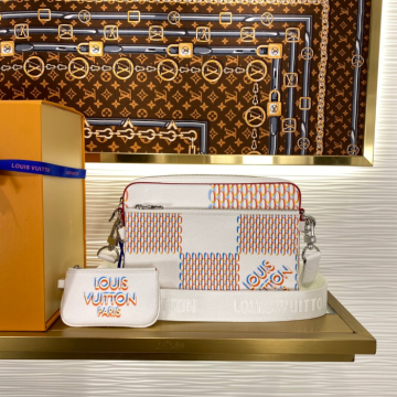 루이비통 트리오 매신저백