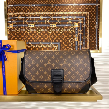 루이비통 아치 메신저백 MM 모노그램
