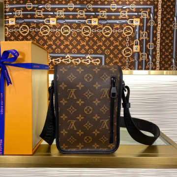 루이비통 크리스토퍼 웨어러블 월릿 미니 크로스백