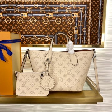루이비통 토트백 크림